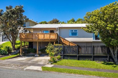 Photo of property in 14 The Bollard, Whitby, Porirua, 5024