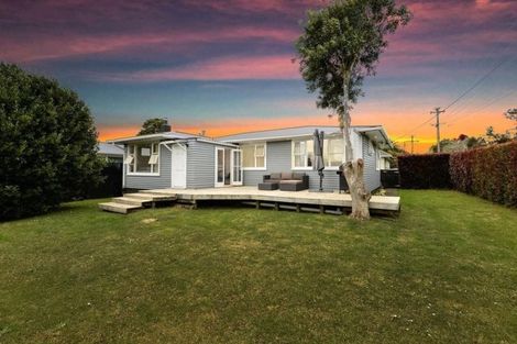 Photo of property in 74 Pooks Road, Ranui, Auckland, 0612