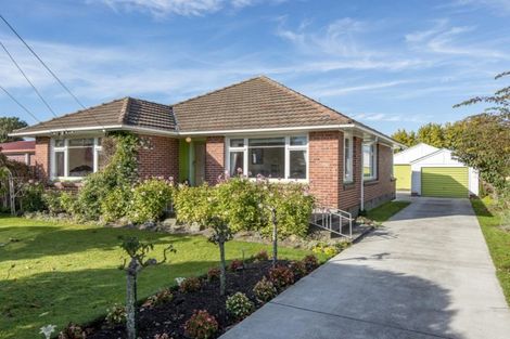 Photo of property in 4 Ravenna Street, Avonhead, Christchurch, 8042