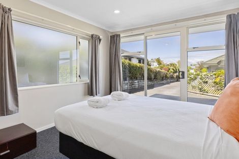 Photo of property in 36 Shepherd Road, Waipahihi, Taupo, 3330