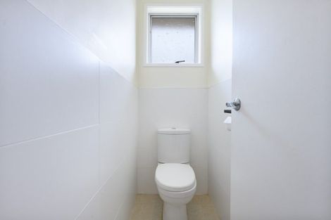 Photo of property in 56 Fitzwater Place, Henderson, Auckland, 0612