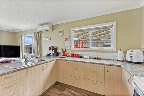 Photo of property in 165 Tahunanui Drive, Tahunanui, Nelson, 7011
