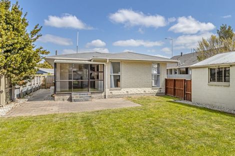 Photo of property in 465 Mairehau Road, Parklands, Christchurch, 8083