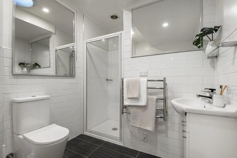Photo of property in 22 Sydney Street, Hauraki, Auckland, 0622