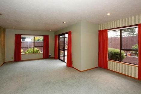 Photo of property in 7 Cherrywood Place, Redwood, Christchurch, 8051