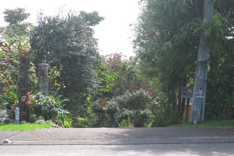 Photo of property in 229a Golf Road, Titirangi, Auckland, 0604