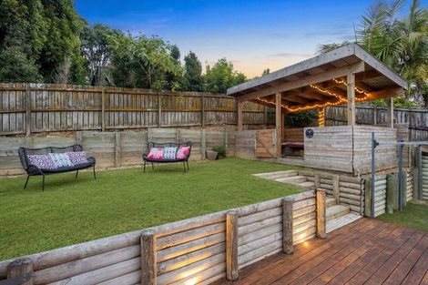 Photo of property in 44 Bayside Drive, Browns Bay, Auckland, 0630