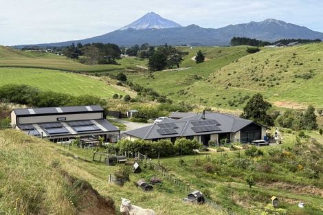 Photo of property in 2 Te Ara Karoiroa Road, 4374