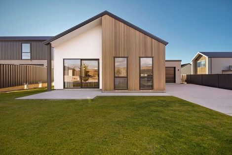 Photo of property in 34 Wallis Drive, Cromwell, 9310