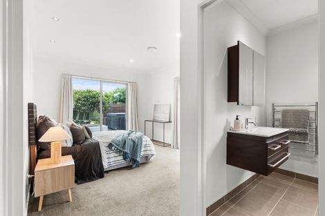Photo of property in 14 Rockport Place, Parklands, Christchurch, 8083