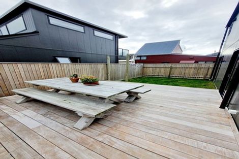 Photo of property in 112a Freyberg Street, Lyall Bay, Wellington, 6022