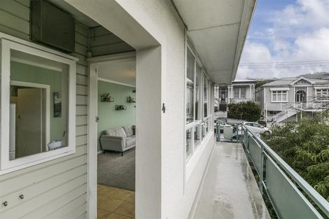 Photo of property in 4u4 Kenwyn Terrace, Newtown, Wellington, 6021