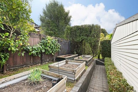 Photo of property in 27 Manapouri Place, Glenview, Hamilton, 3206