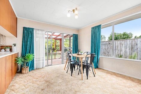 Photo of property in 18f2- Seddon Street, Wallaceville, Upper Hutt, 5018