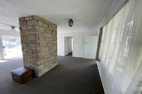 Photo of property in 60 Colwill Road, Massey, Auckland, 0614