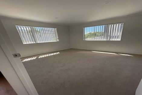 Photo of property in 30a Sorrel Crescent, Bucklands Beach, Auckland, 2012