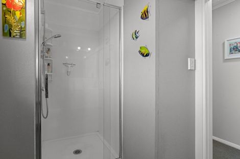 Photo of property in 13 Burn Street, Levin, 5510