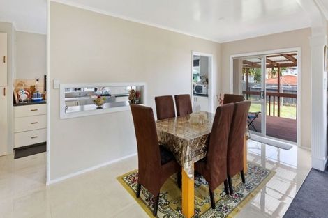 Photo of property in 14 Kohinoor Avenue, Mangere, Auckland, 2022