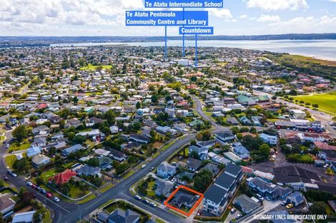 Photo of property in 2/18 Gloria Avenue, Te Atatu Peninsula, Auckland, 0610