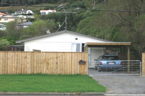 Photo of property in 61a Elizabeth Street, Waikanae, 5036