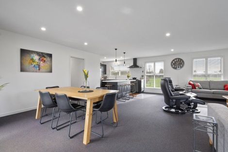 Photo of property in 172 Hendersons Line, Kelvin Grove, Palmerston North, 4470