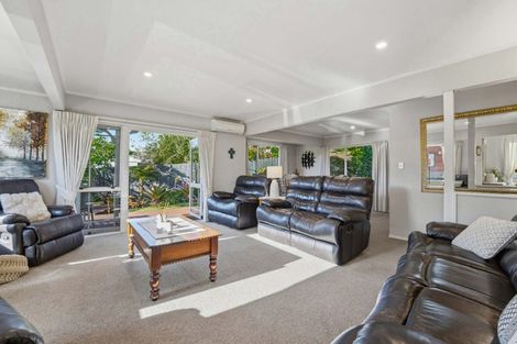 Photo of property in 5 Summerfield Lane, Albany, Auckland, 0632