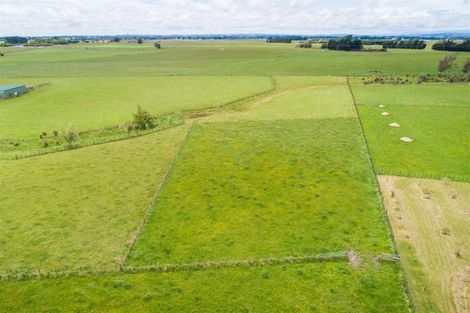 Photo of property in 81 Pukepapa Road, Marton, 4710