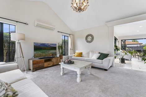 Photo of property in 31 Oreti Crescent, Papamoa Beach, Papamoa, 3118