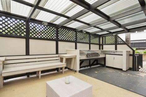 Photo of property in 14 Mahoe Road, Titirangi, Auckland, 0604