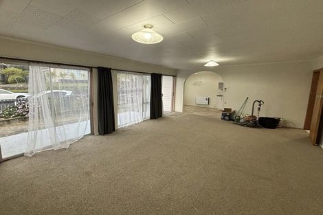 Photo of property in 33 Essex Street, Vogeltown, New Plymouth, 4310