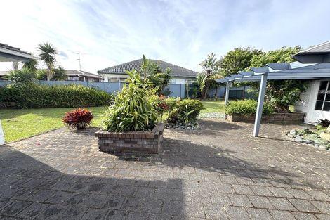 Photo of property in 18 Roysfield Lane, Sunnyhills, Auckland, 2010