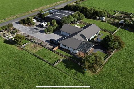 Photo of property in 407 Tikorangi Road East, Tikorangi, Waitara, 4383