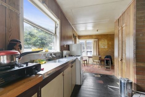 Photo of property in 28 Kowhai Street, Wainuiomata, Lower Hutt, 5014