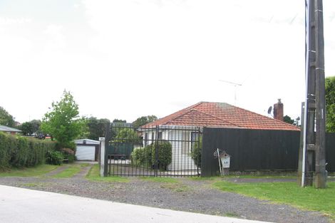 Photo of property in 2/18 Ashlynne Avenue, Papatoetoe, Auckland, 2025