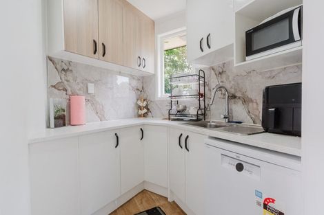 Photo of property in 44 Garden Heights Avenue, Glenview, Hamilton, 3206