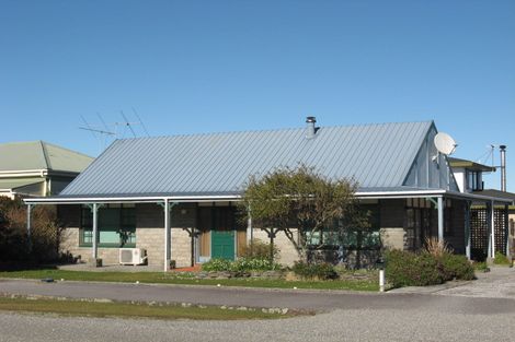 Photo of property in 155 Hampden Street, Hokitika, 7810