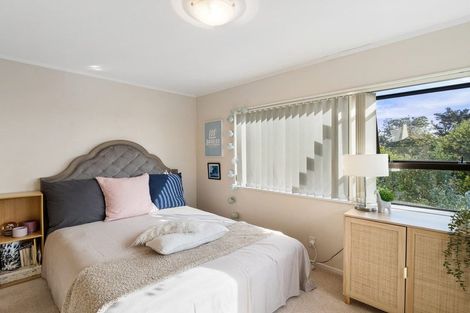 Photo of property in 2/49 Carlisle Road, Torbay, Auckland, 0630