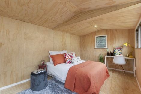 Photo of property in 18 Lees Grove, Wainuiomata, Lower Hutt, 5014