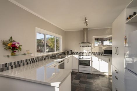 Photo of property in 37 Kaka Street, Stoke, Nelson, 7011