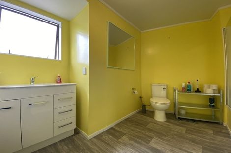 Photo of property in 74f1- Gillespies Road, Birchville, Upper Hutt, 5018