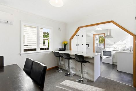Photo of property in 178 Victoria Road, Saint Clair, Dunedin, 9012