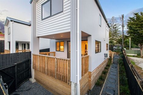 Photo of property in 50a Sherwood Avenue, Te Atatu South, Auckland, 0610