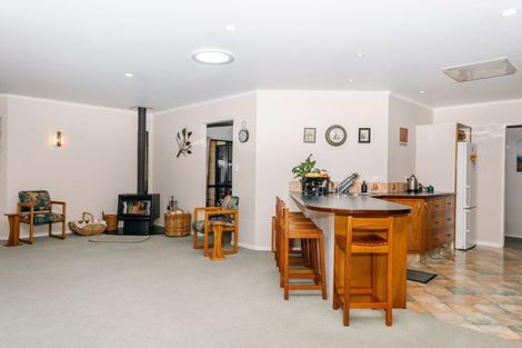 Photo of property in 3 James Street, Dannevirke, 4930