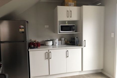 Photo of property in 27u2 Campbell Street, Frankton, Hamilton, 3204