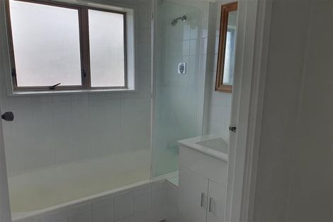 Photo of property in 1/48 Latham Avenue, Pakuranga, Auckland, 2010