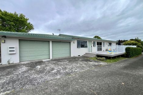 Photo of property in 12a Grainger Road, Te Atatu South, Auckland, 0610