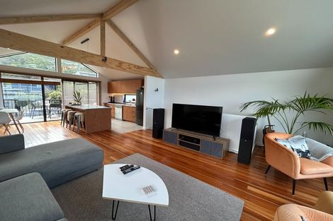 Photo of property in 17b Cornwall Road, Lyttelton, 8082