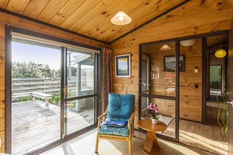 Photo of property in 63 Paetawa Road, Peka Peka, Waikanae, 5391