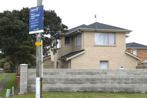Photo of property in 2/153 Union Road, Howick, Auckland, 2014