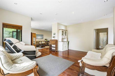 Photo of property in 23 Ballymore Drive, Pinehill, Auckland, 0632